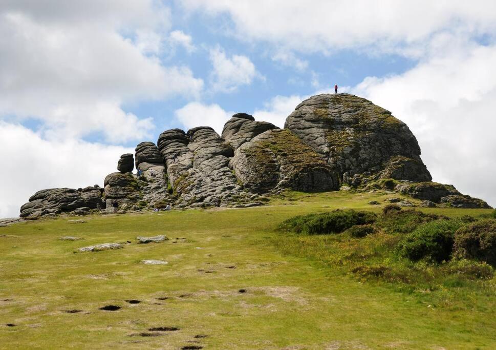 The Dairy - Quaint 1Br In Dartmoor National Park Villa Hennock Bagian luar foto